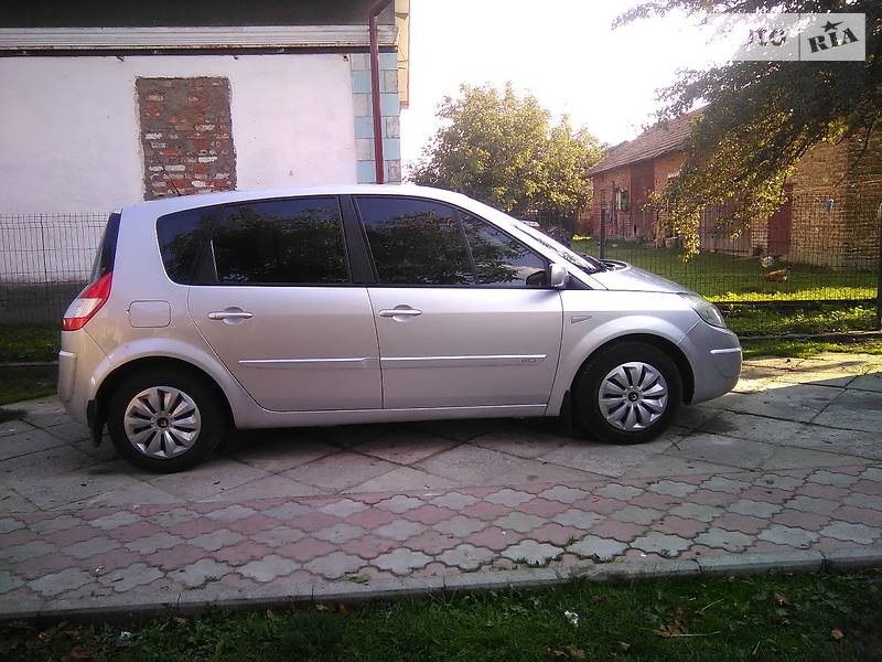 Хэтчбек Renault Scenic 2006 в Львове