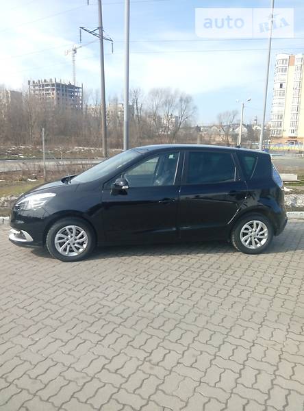 Хэтчбек Renault Scenic 2013 в Львове