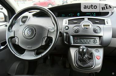 Минивэн Renault Scenic 2005 в Черновцах