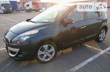 Хэтчбек Renault Scenic 2010 в Ровно