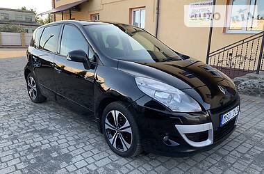 Грузопассажирский фургон Renault Scenic 2011 в Радивилове