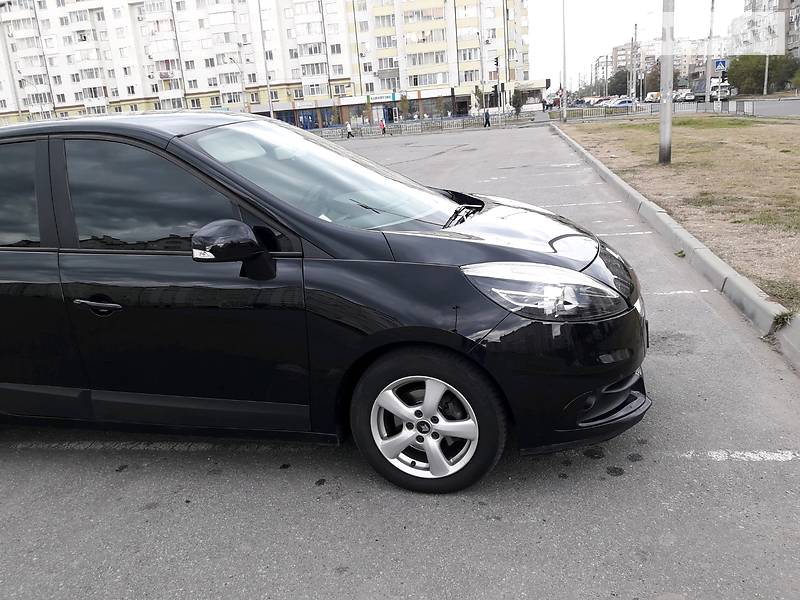 Мінівен Renault Scenic 2012 в Івано-Франківську фото 16 Мінівен Renault Scenic 2012 в Івано-Франківську