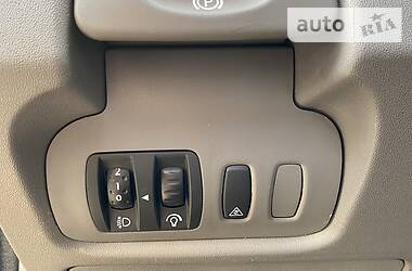 Хетчбек Renault Scenic 2008 в 