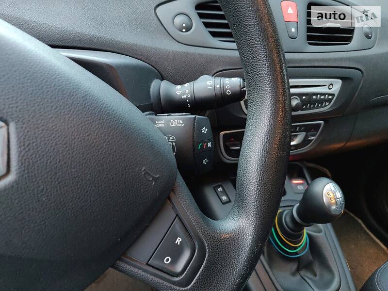 Хетчбек Renault Scenic 2010 в Києві