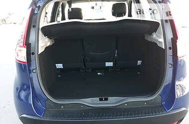Мінівен Renault Scenic 2011 в 