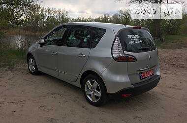 Мінівен Renault Scenic 2016 в 