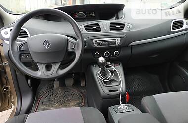 Универсал Renault Scenic 2015 в Киеве