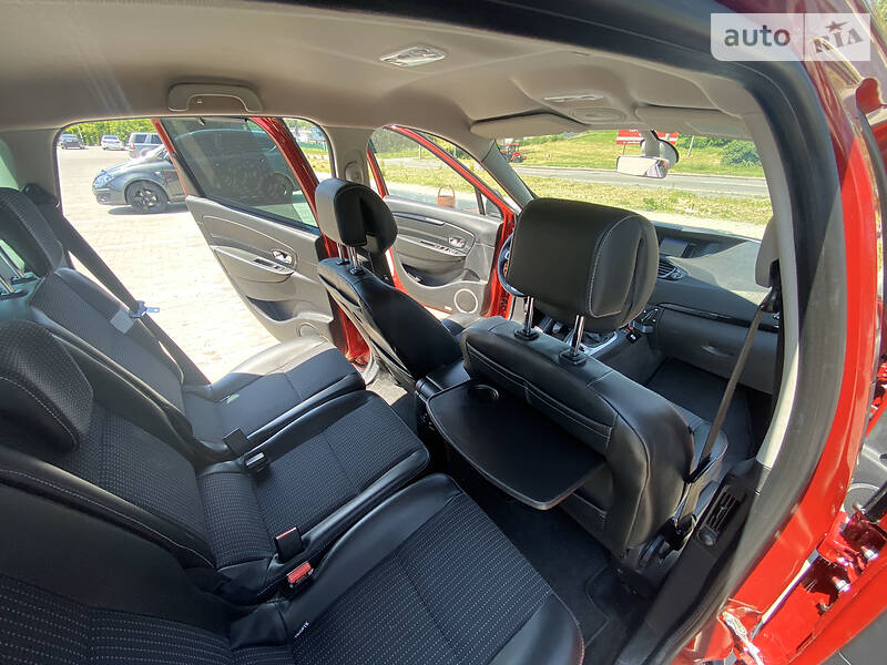 Універсал Renault Scenic 2013 в Рівному фото 16 Універсал Renault Scenic 2013 в Рівному