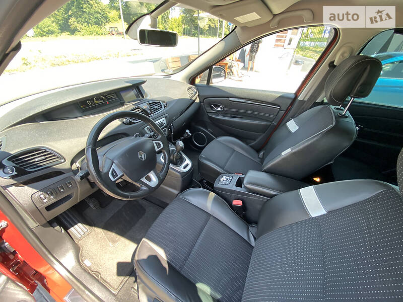 Універсал Renault Scenic 2013 в Рівному фото 24 Універсал Renault Scenic 2013 в Рівному