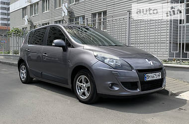 Универсал Renault Scenic 2010 в Одессе