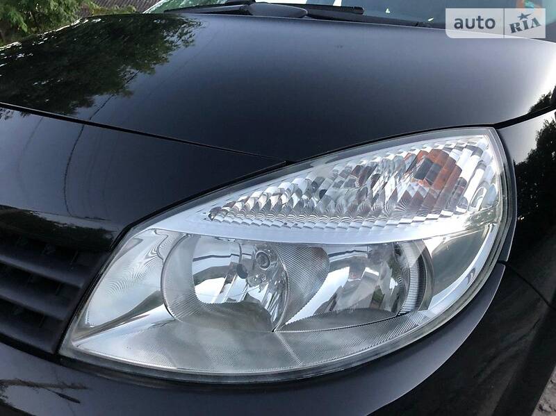 Мінівен Renault Scenic 2004 в Вінниці