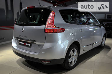 Другие легковые Renault Scenic 2015 в Одессе