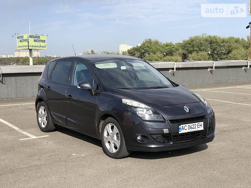 Минивэн Renault Scenic 2011 в Киеве