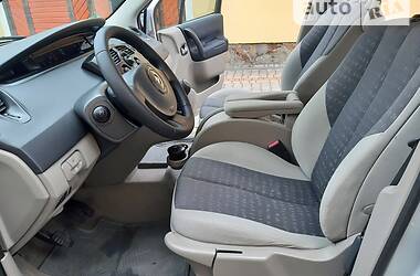 Минивэн Renault Scenic 2004 в Дрогобыче