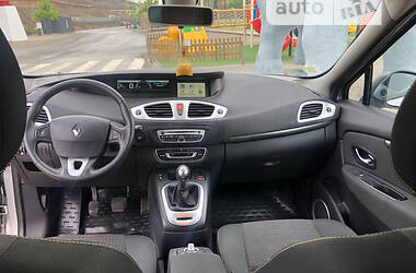 Мінівен Renault Scenic 2010 в Одесі