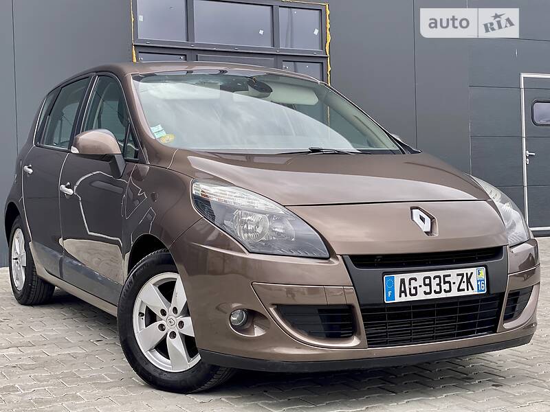 Минивэн Renault Scenic 2010 в Тернополе