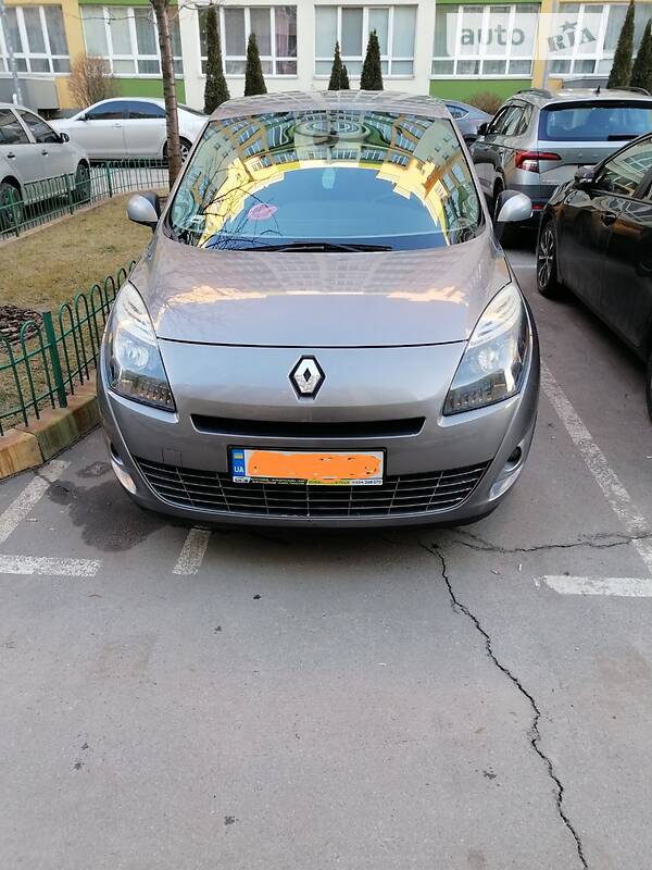 Мінівен Renault Scenic 2010 в Вишневому