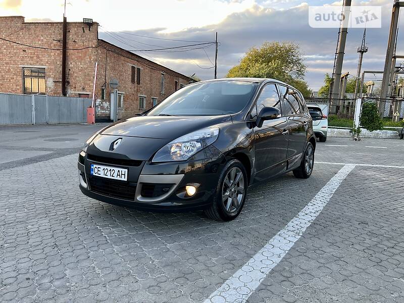 Мінівен Renault Scenic 2009 в Чернівцях