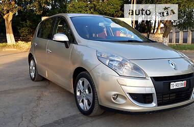 Мінівен Renault Scenic 2010 в Луцьку