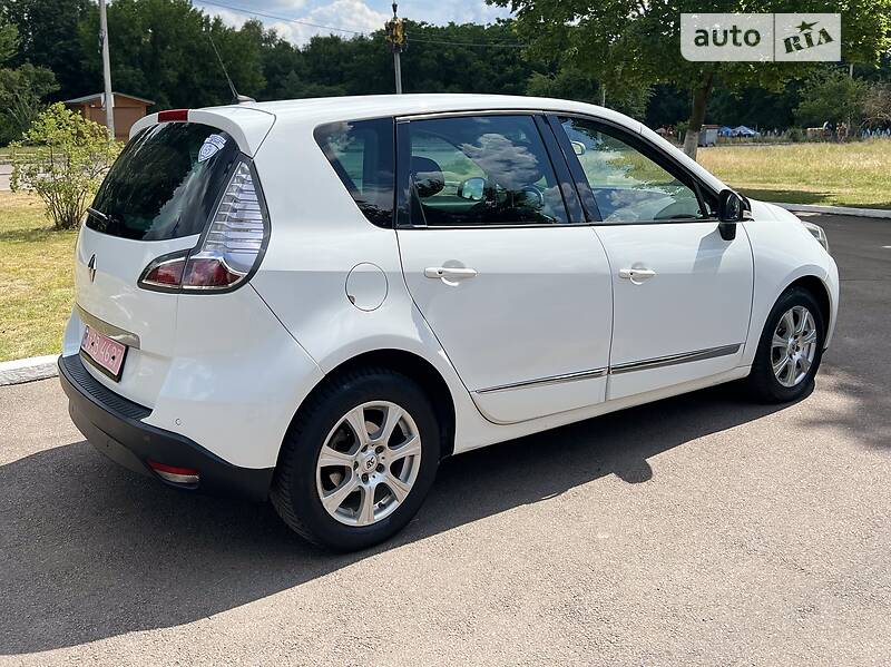 Универсал Renault Scenic 2014 в Ровно