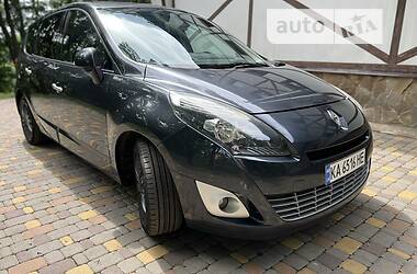 Универсал Renault Scenic 2010 в Полтаве