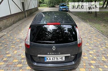 Универсал Renault Scenic 2010 в Полтаве