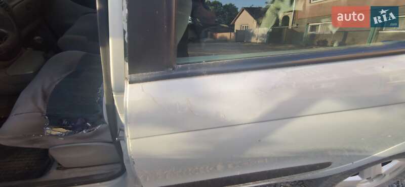 Минивэн Renault Scenic 2002 в Мукачево