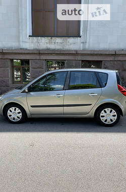 Минивэн Renault Scenic 2007 в Чернигове