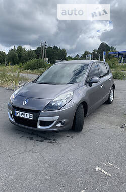 Мінівен Renault Scenic 2010 в Шепетівці