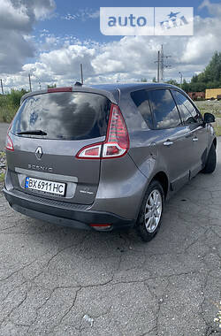 Мінівен Renault Scenic 2010 в Шепетівці