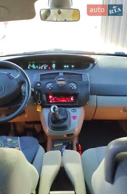 Минивэн Renault Scenic 2005 в Кропивницком