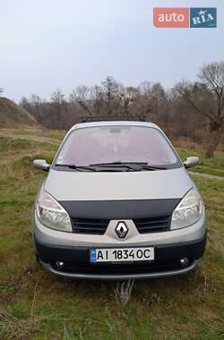 Минивэн Renault Scenic 2004 в 