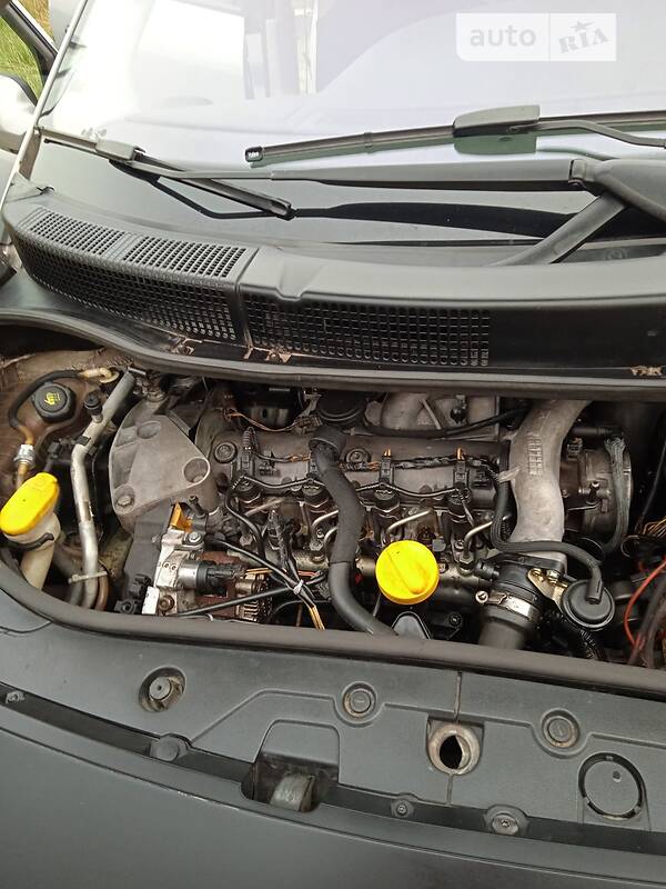 Минивэн Renault Scenic 2004 в Белой Церкви