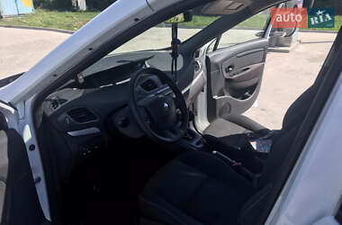 Минивэн Renault Scenic 2011 в 