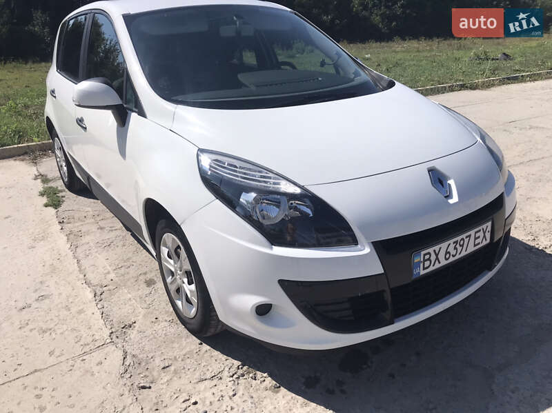 Минивэн Renault Scenic 2011 в Каменец-Подольском фото 12 Минивэн Renault Scenic 2011 в Каменец-Подольском