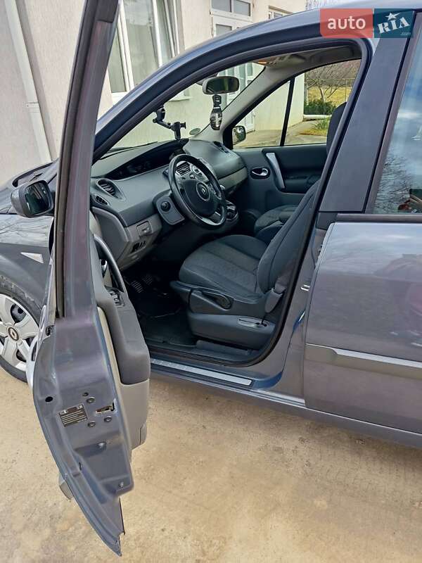 Минивэн Renault Scenic 2007 в Черновцах