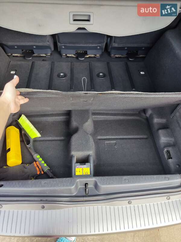 Минивэн Renault Scenic 2007 в Черновцах