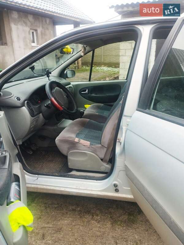 Renault Scenic 2003