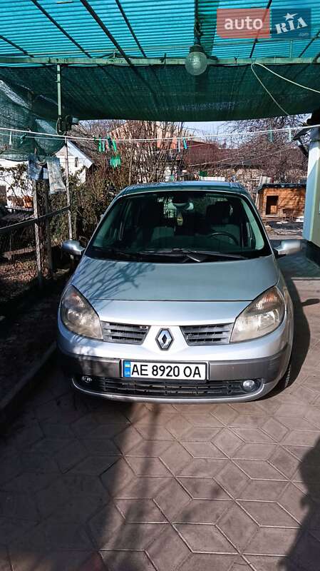 Минивэн Renault Scenic 2005 в Никополе