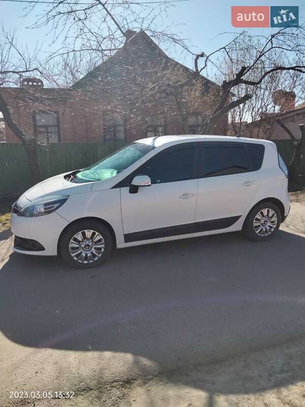 Renault Scenic 2013