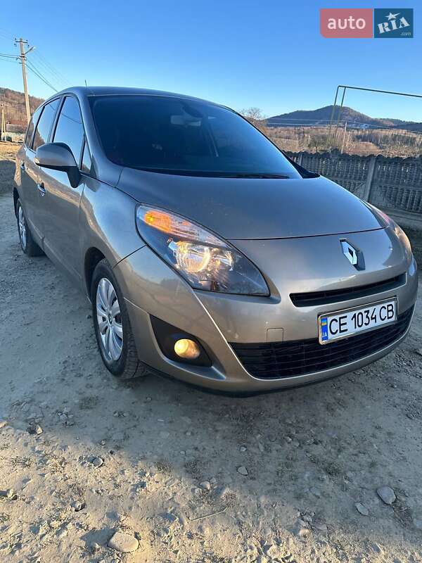 Минивэн Renault Scenic 2009 в Вижнице