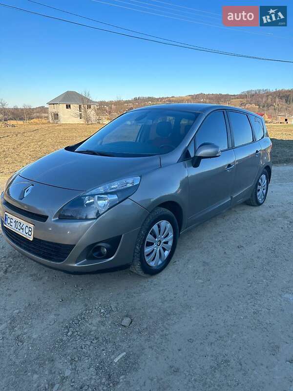 Минивэн Renault Scenic 2009 в Вижнице