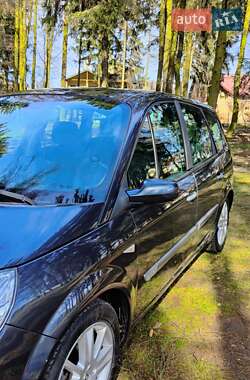 Минивэн Renault Scenic 2006 в 