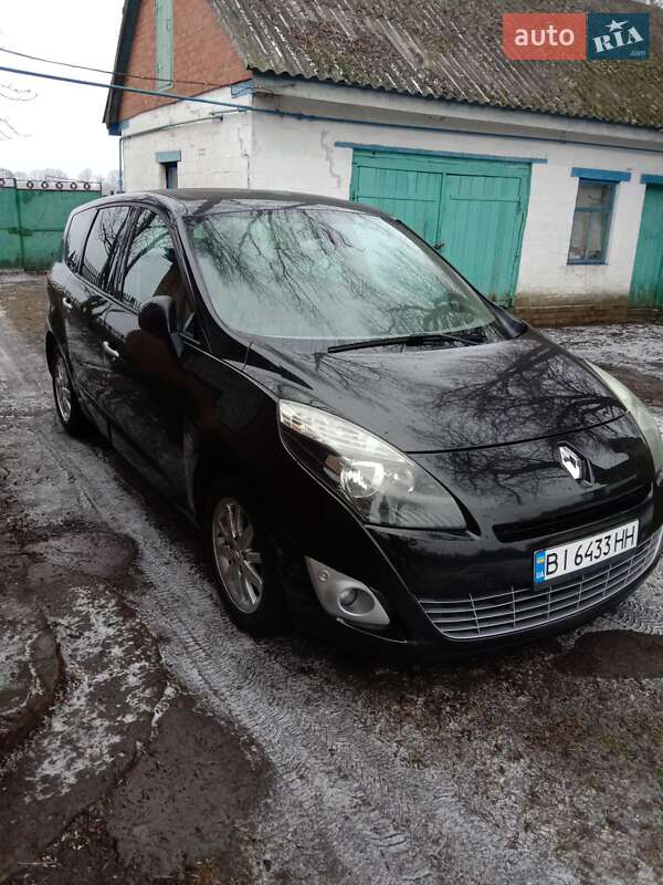 Минивэн Renault Scenic 2010 в Полтаве