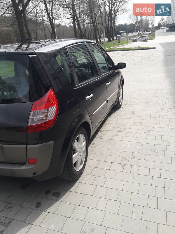 Мінівен Renault Scenic 2003 в Львові