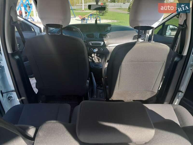 Минивэн Renault Scenic 2013 в Дубно фото 18 Минивэн Renault Scenic 2013 в Дубно