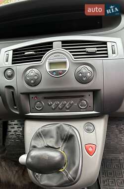 Минивэн Renault Scenic 2006 в 