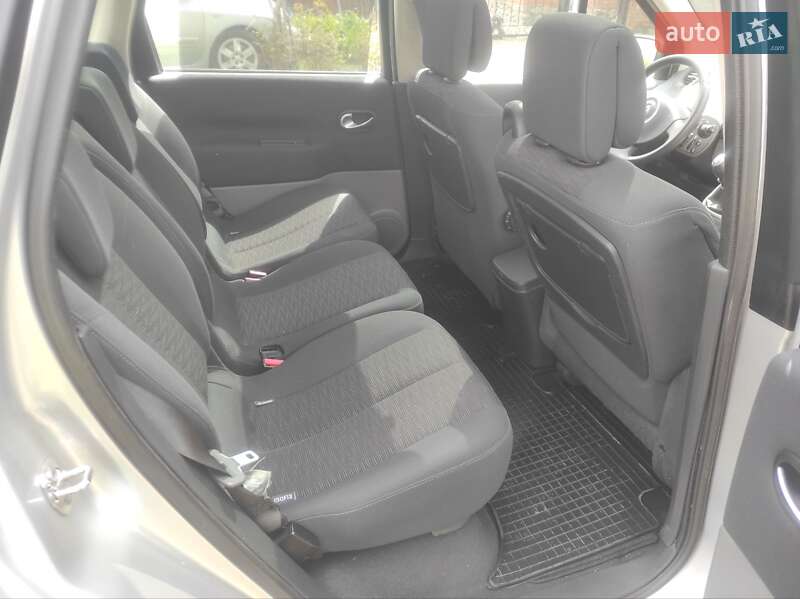 Минивэн Renault Scenic 2007 в Мерефа