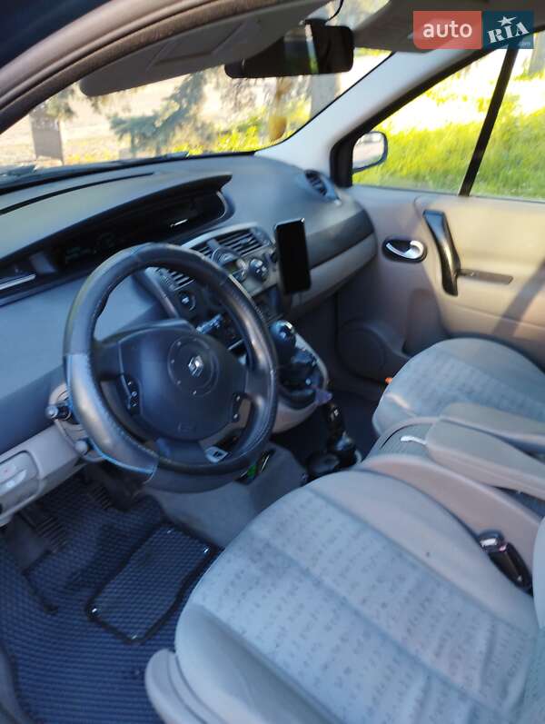 Минивэн Renault Scenic 2005 в Харькове
