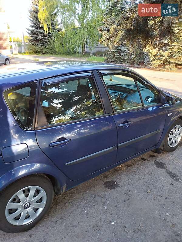 Минивэн Renault Scenic 2005 в Харькове